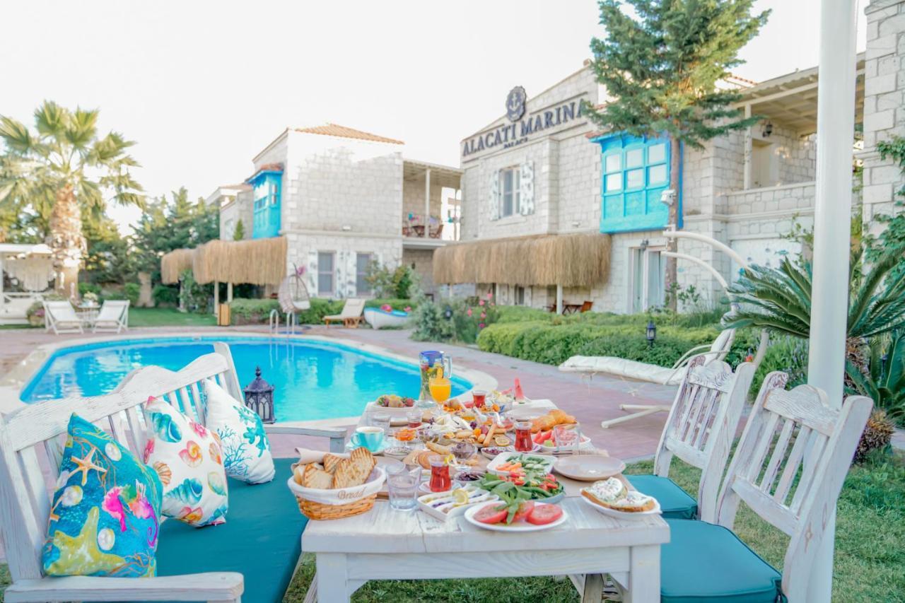 Alacati Marina Palace מראה חיצוני תמונה