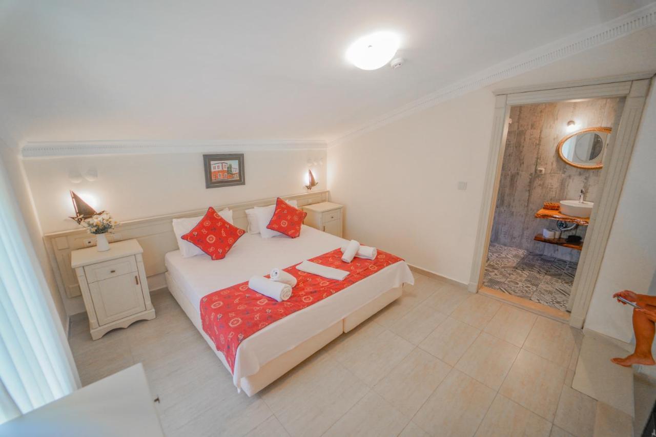 Alacati Marina Palace מראה חיצוני תמונה