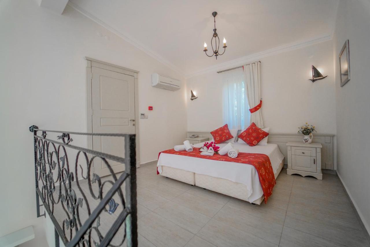 Alacati Marina Palace מראה חיצוני תמונה