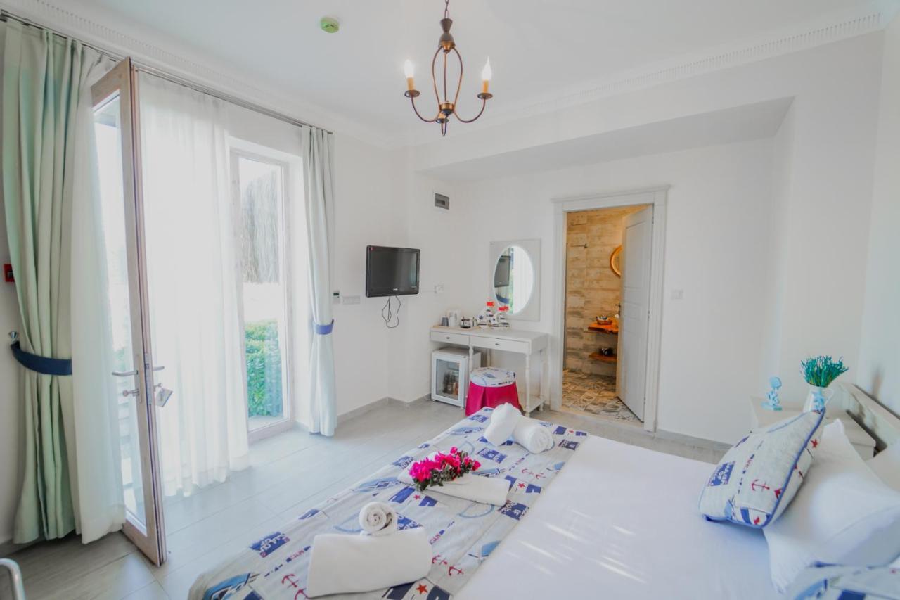 Alacati Marina Palace מראה חיצוני תמונה